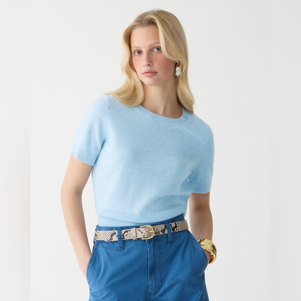 NWT Cashmere shrunken T-shirt